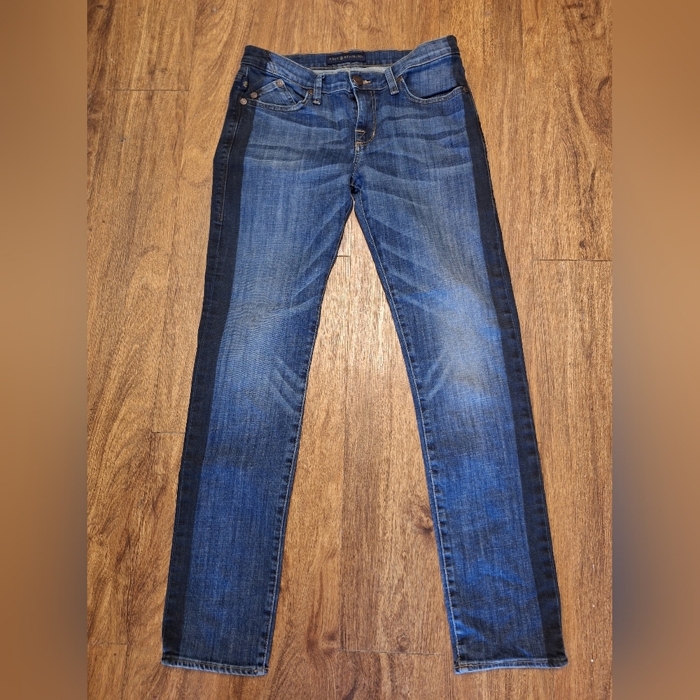 NWOT- Rock & Republic 'Berlin' Two-Tone Blue Denim Jeans- Size 10
